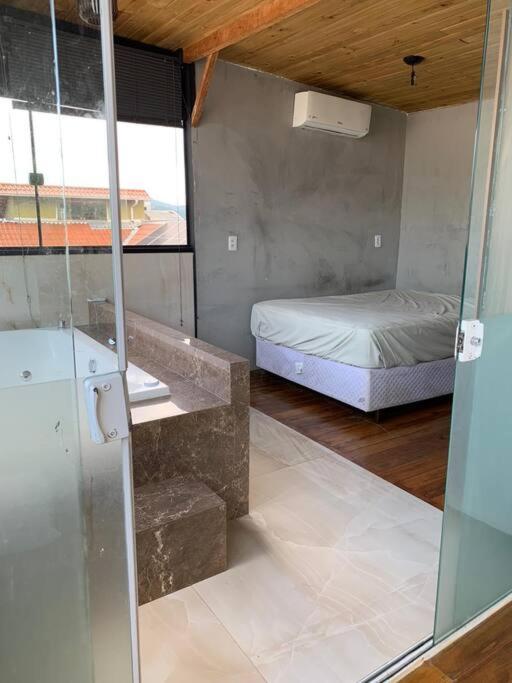 Suite Com Hidro No Centro Balneário Camboriú Exterior foto